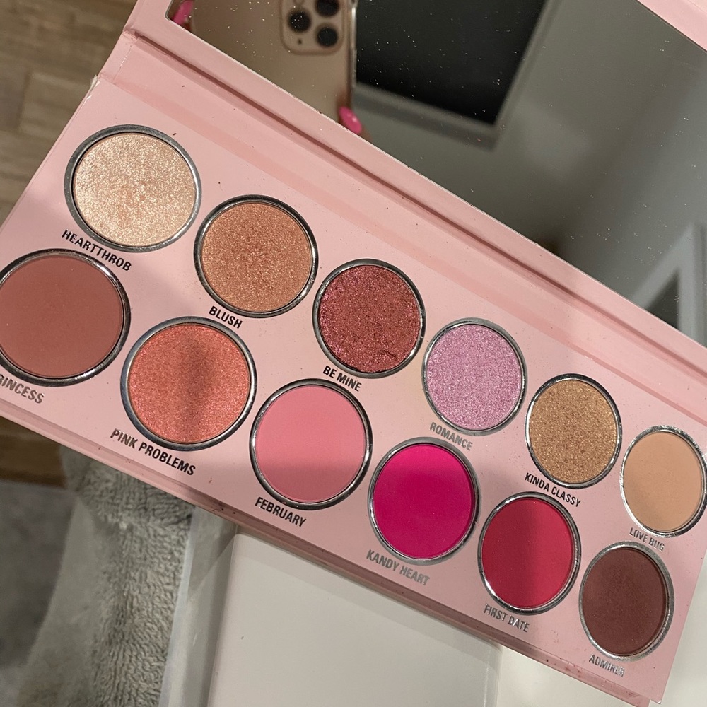 Kylie Jenner Palette